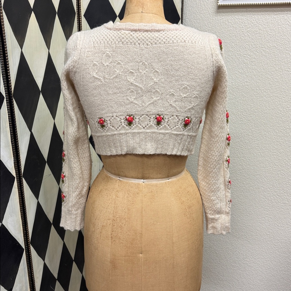 Cottagecore Wool/Mohair Cropped Sweater - Picture 5 of 6